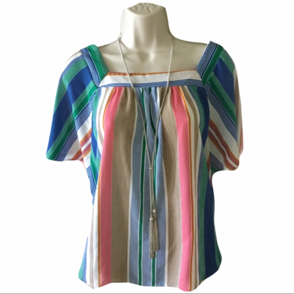 Romantics loose fit peasant top. L.